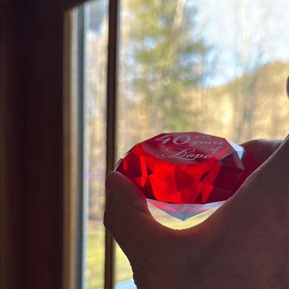 40th Anniversary Red 40 Years of Love Crystal Keepsake - Picture 2 of 10